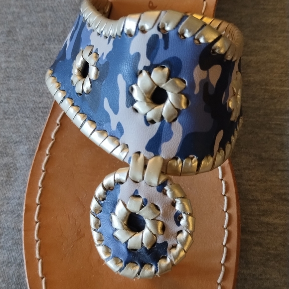 Jack Rogers Navy Camo & Platinum Trim Leather Flip Flop Sandals Size 8 - Picture 6 of 14